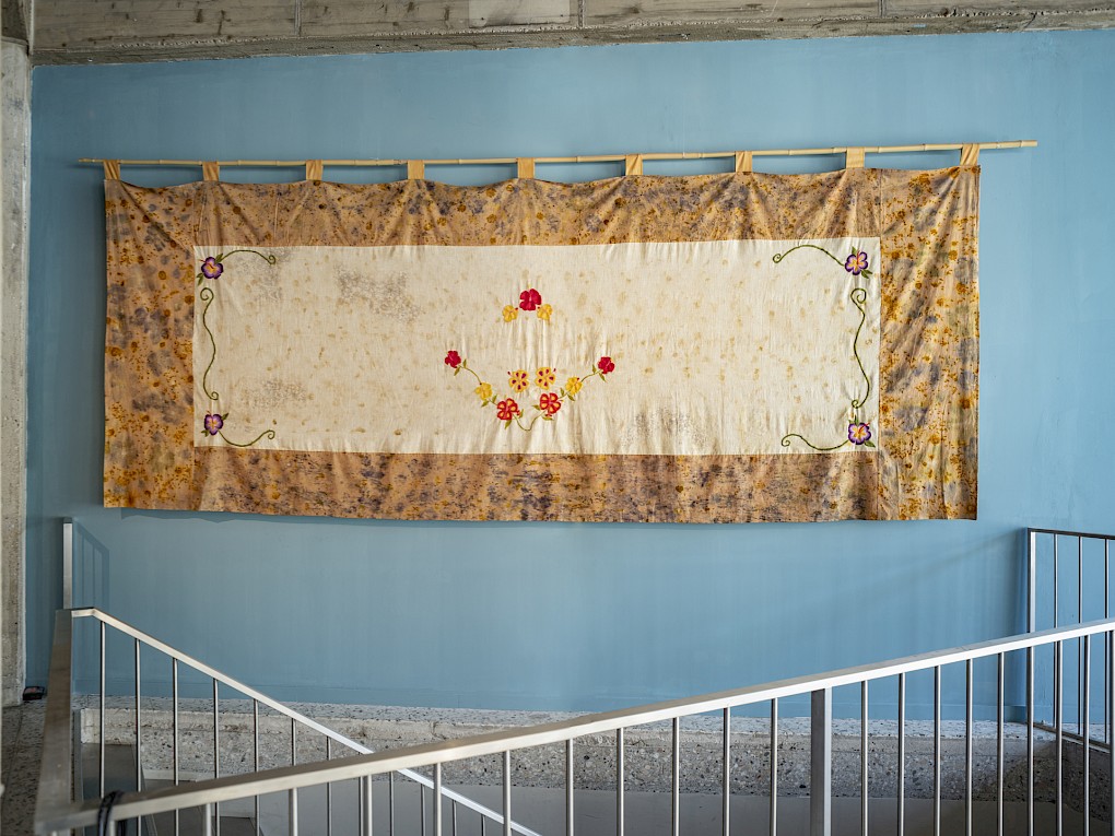 Quishile Charan: Phool